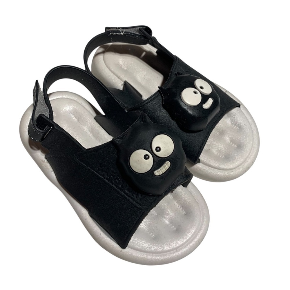 Cute Black and‎ White Bat Sandals